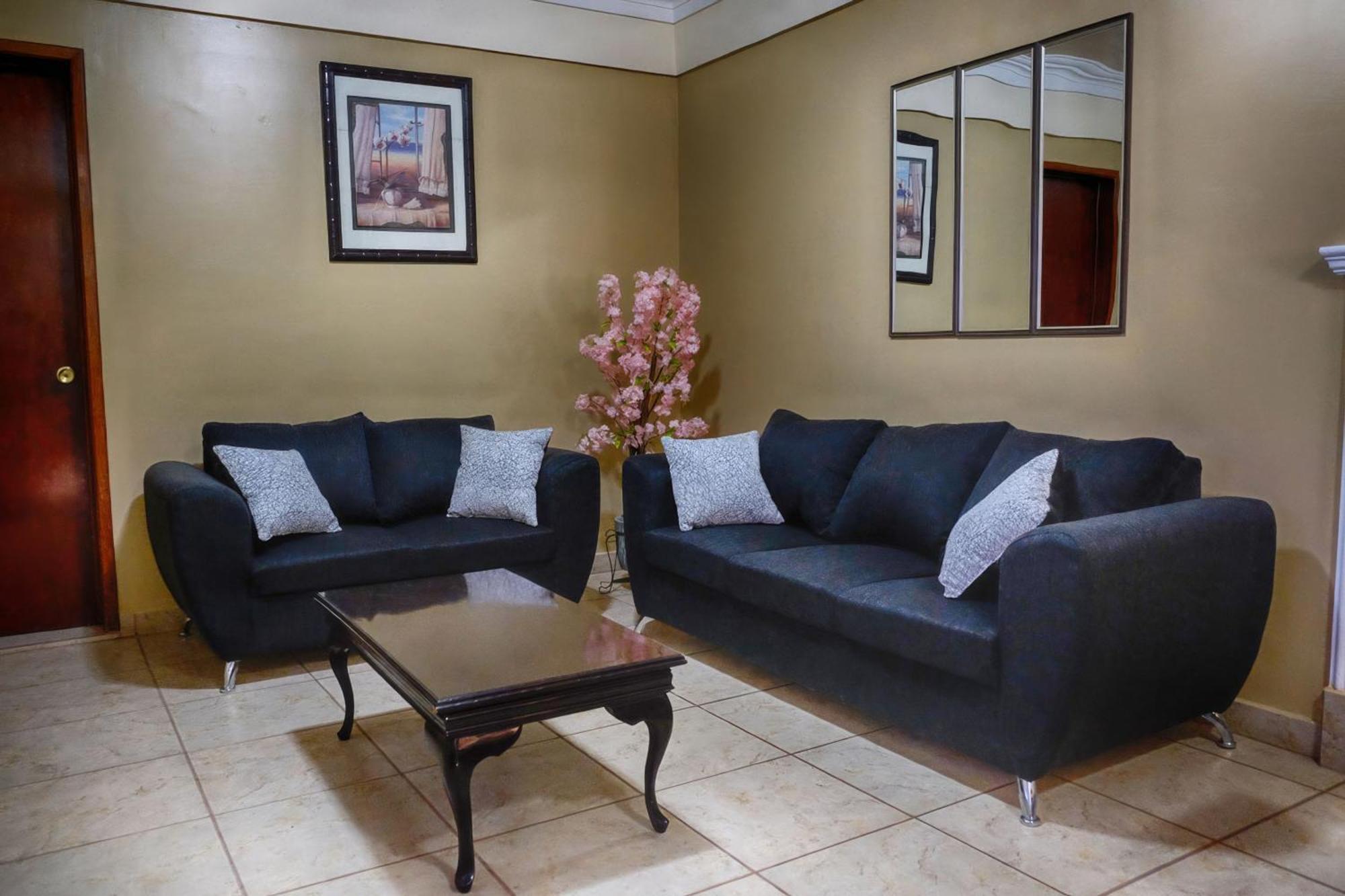 Hotel Oasis Ciudad Constitucion Exterior photo