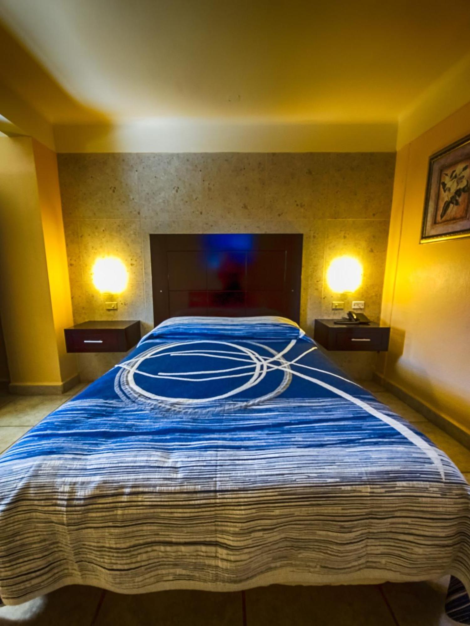 Hotel Oasis Ciudad Constitucion Exterior photo